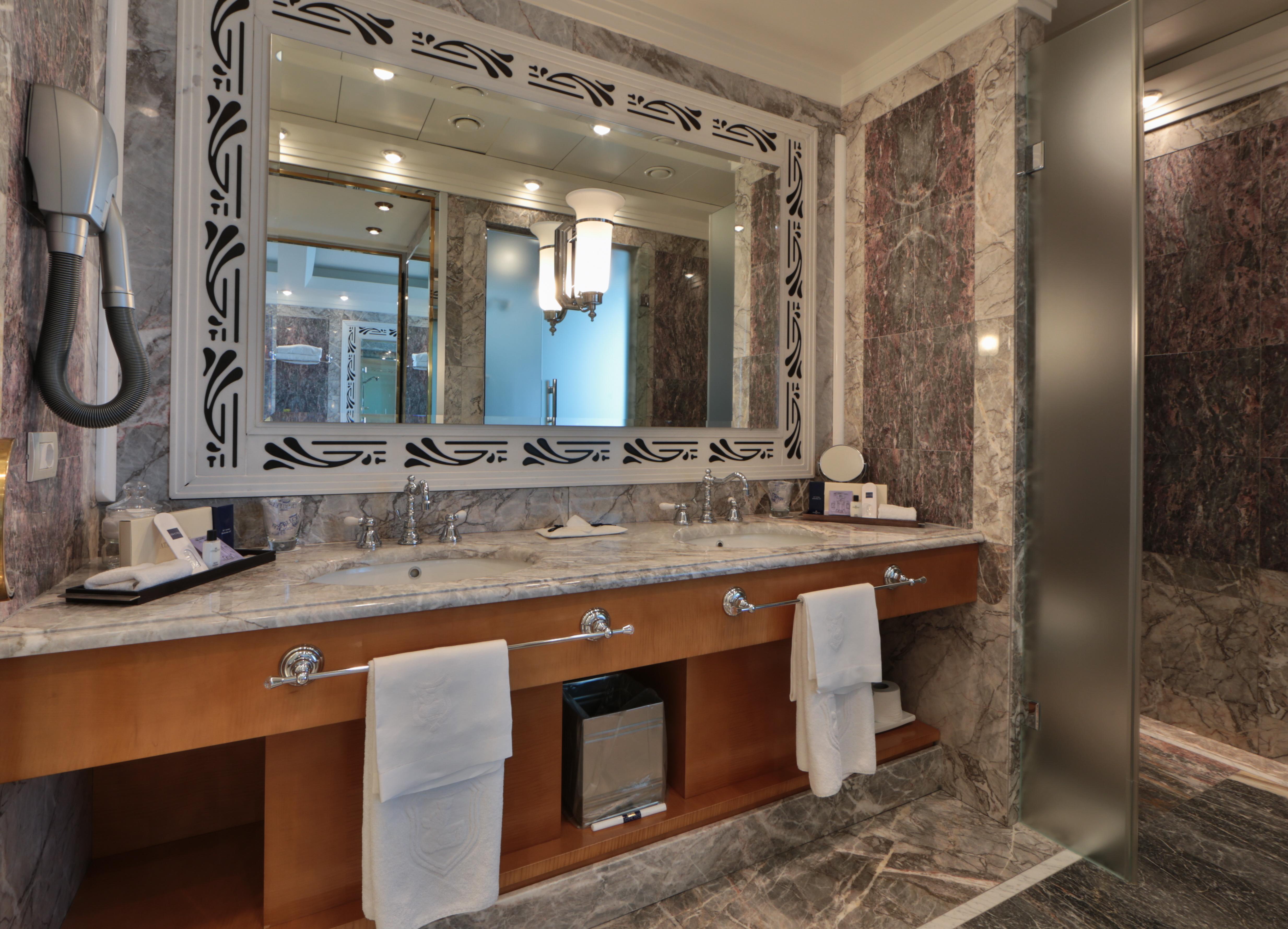 Principi Di Piemonte | Una Esperienze Turin Extérieur photo Bathroom