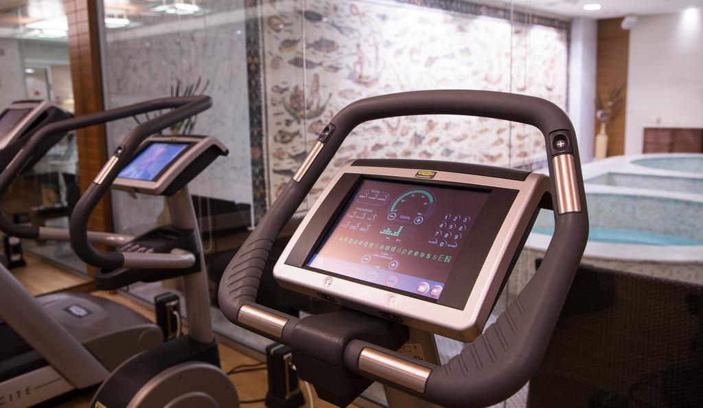 Principi Di Piemonte | Una Esperienze Turin Extérieur photo The 2012 iPad 2 was the first tablet computer to be used in a gym